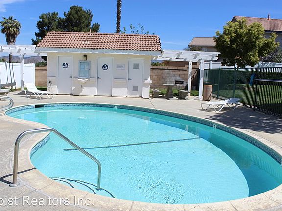2nd image of 34836 Tara Ln