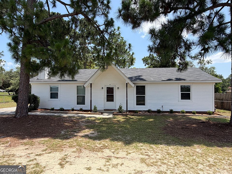 1st image of 2523 Teakwood Dr