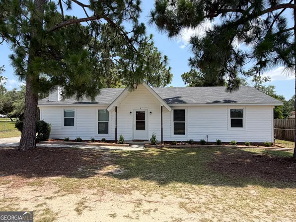 2523 Teakwood Dr, Hephzibah, GA 30815