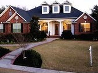 901 Forest Canyon Dr, Round Rock, TX 78665