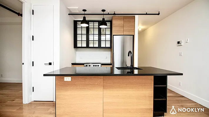 Rented by Nooklyn NYC LLC | media 4