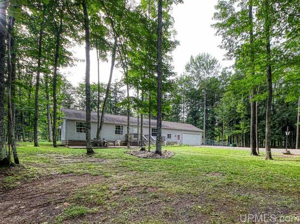 Waterfront Dickinson County Mi Waterfront Homes For Sale 36 Homes Zillow