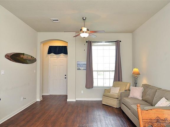 3rd image of 15436 Baker Meadow Loop
