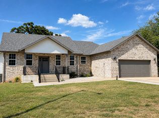 659 W Bridgewood Ct, Springfield, MO 65803