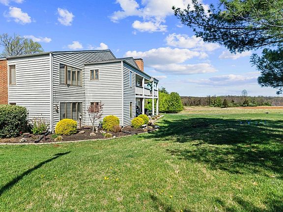 4th image of 108 Manor Dr