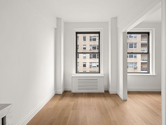 3rd image of 242 E 19th St APT 10C