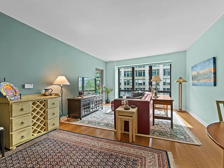 130 N Garland Ct #1004 — Photo 2