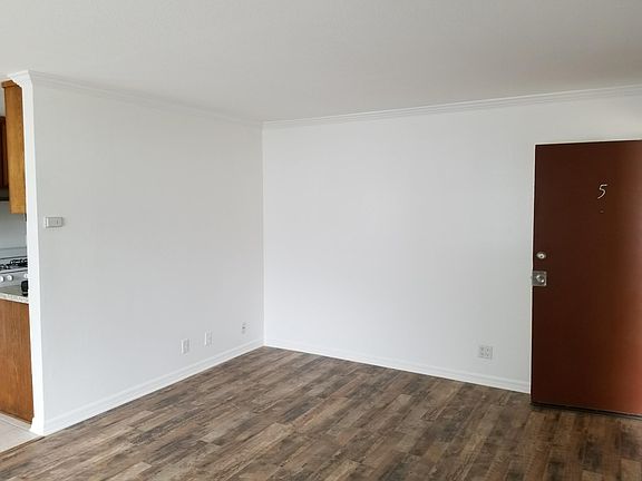 5th image of 5544 Elmer Ave #5