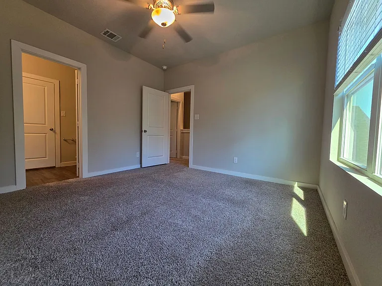 13326 Rowdy Cv — Photo 35