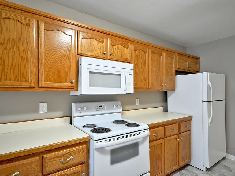 3291 S Senseney Cir — Photo 9
