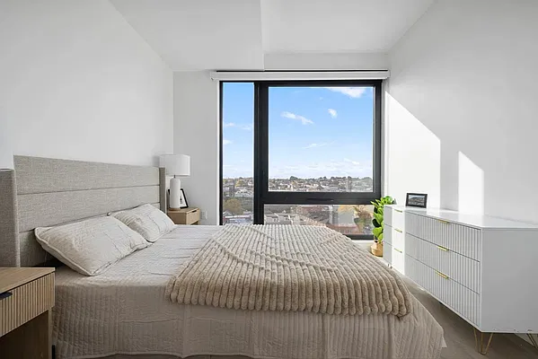 Bedroom, photo 2