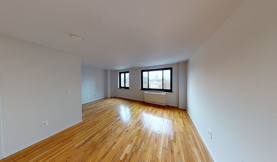 1st image of 284 Mott St APT 3A