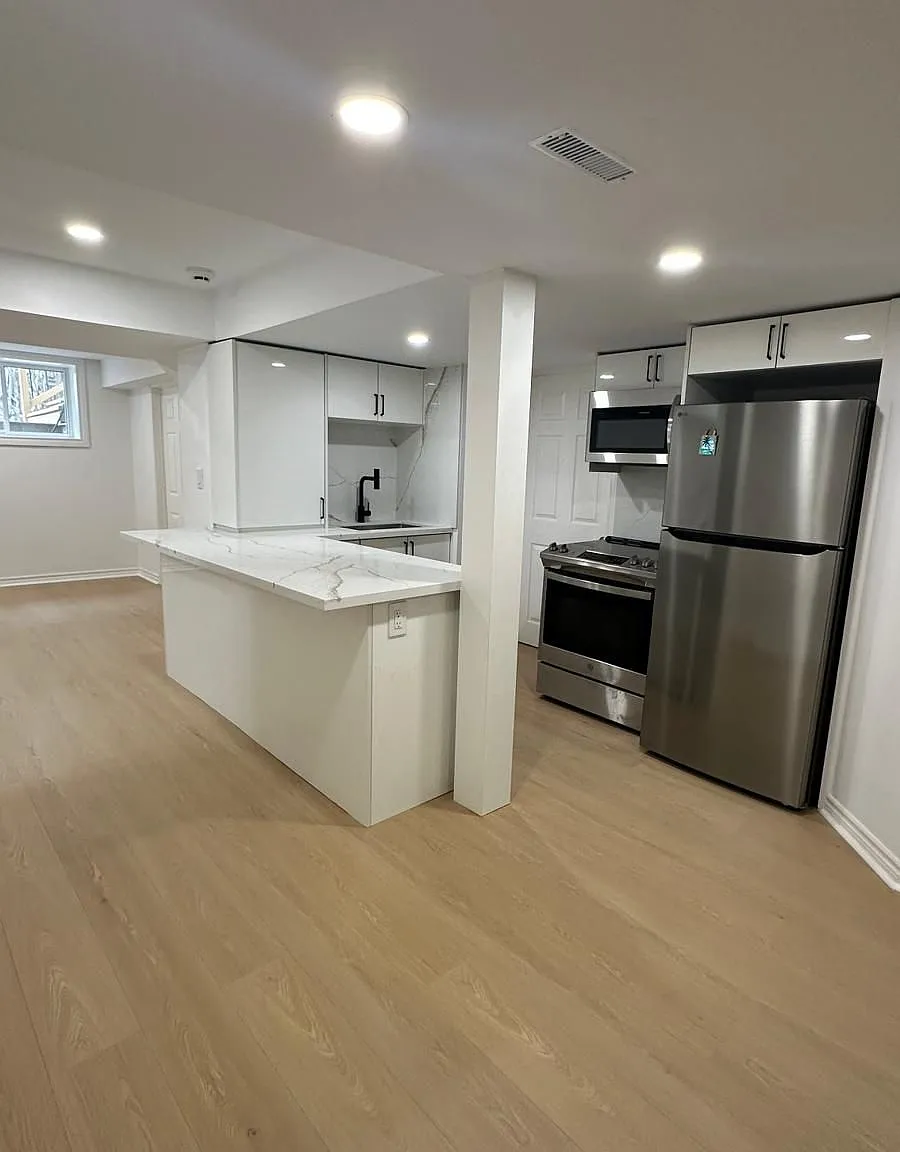 2 bed, $1,920 — Photo 2