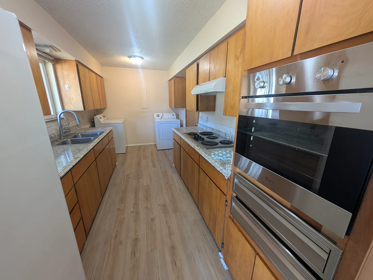 2 bed, 1100 sqft, $1,950 — Photo 1