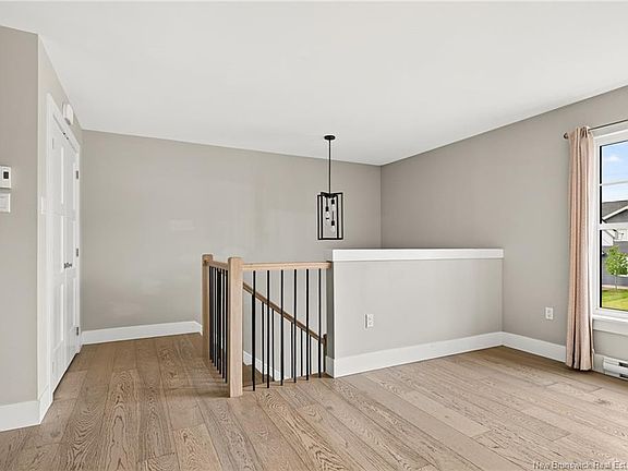 4th image of 165 Des Erables