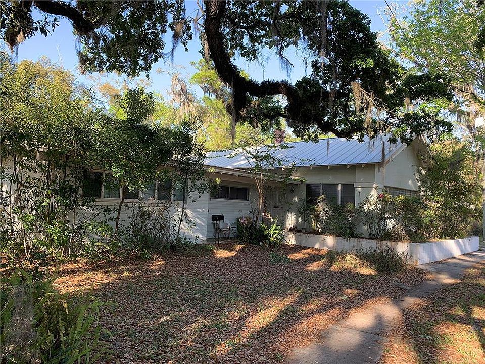 1st image of 606 NE 8th Ave