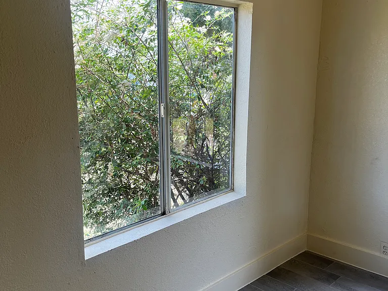 Bedroom 1 Front window