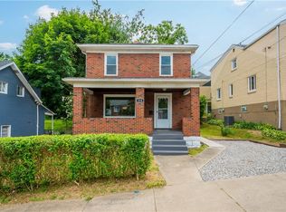 118 E Eugene St, Homestead, PA 15120