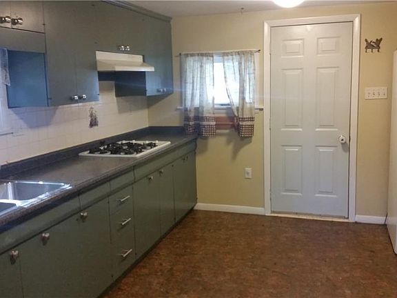 2nd image of 310 N Hamilton St