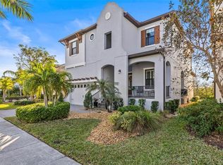 1021 Seagrape Dr, Ruskin, FL 33570