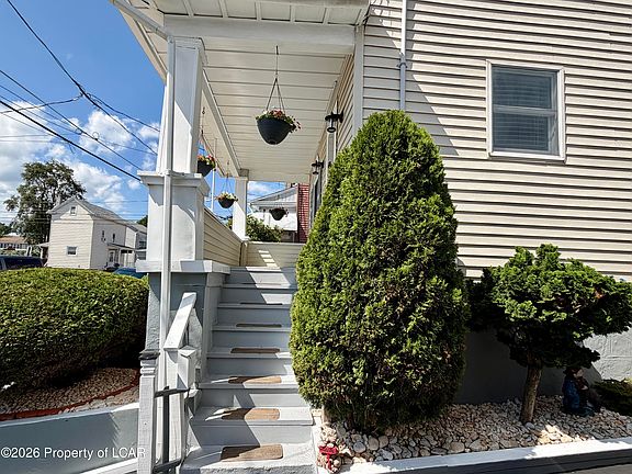 3rd image of 551 Garfield St