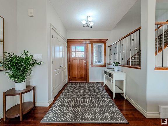 4th image of 5103 Chateau Ct