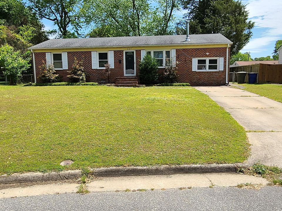 1st image of 207 Goode Dr