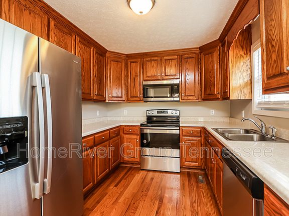 5th image of 639 Lilycrest Dr