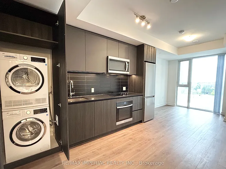 5858 Yonge St #712 — Photo 1
