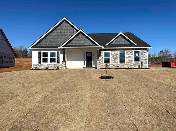 1185 New Basin Dr, Inman, SC 29349