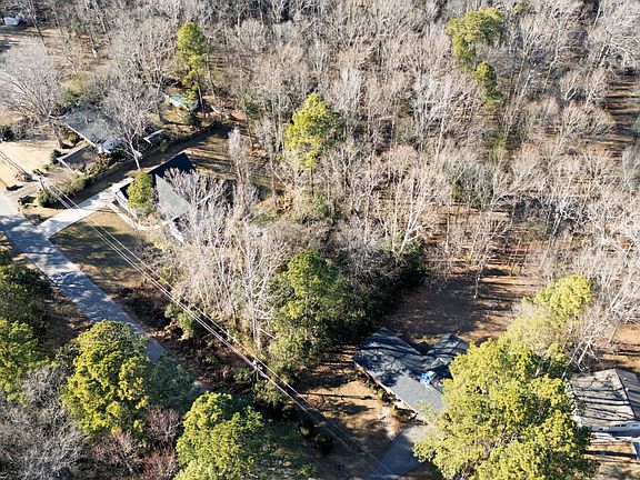 2nd image of 608 Poplar Springs Church Rd #6