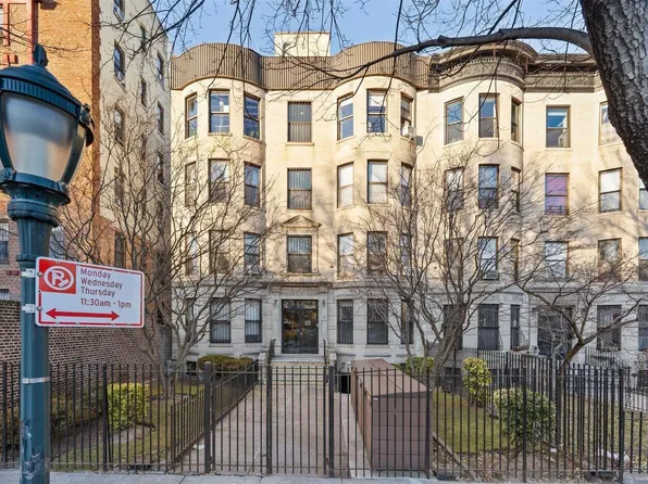 213 Eastern Parkway #2, Brooklyn, NY 11238