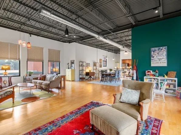 1 Envelope Ter Unit 211, Worcester, MA 01604