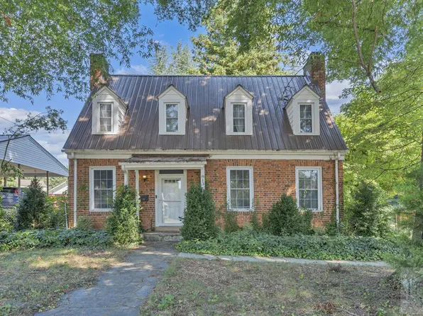 813 Spruce St, Martinsville, VA 24112