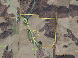 10075 Edwards Ridge Rd SE, Uhrichsville, OH 44683