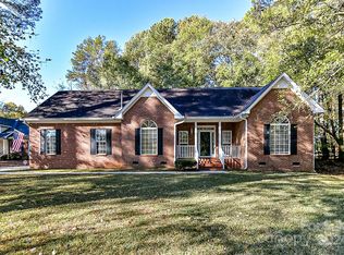 825 Fisher Ridge Dr, Monroe, NC 28110