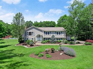 3 Judith Dr, Danbury, CT 06811