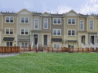 863 Sycamore Loop, Mountain View, CA 94043