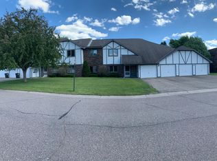 201 Heather Ln APT 6, Mankato, MN 56001