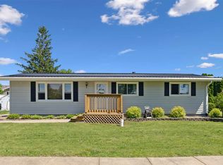 607 Nelson St, West Liberty, IA 52776