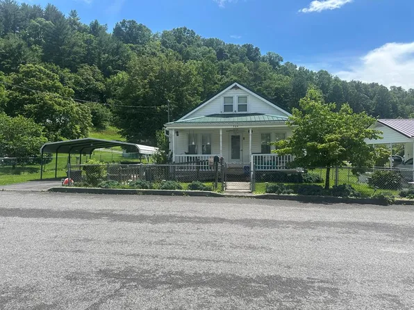 504 Brown Ave, Richlands, VA 24641