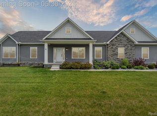 4925 Toratola Ln, Howell, MI 48843