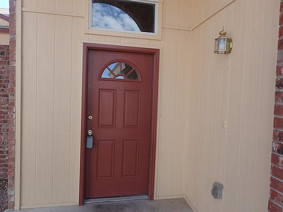 2nd image of 14404 Desierto Bueno Ave