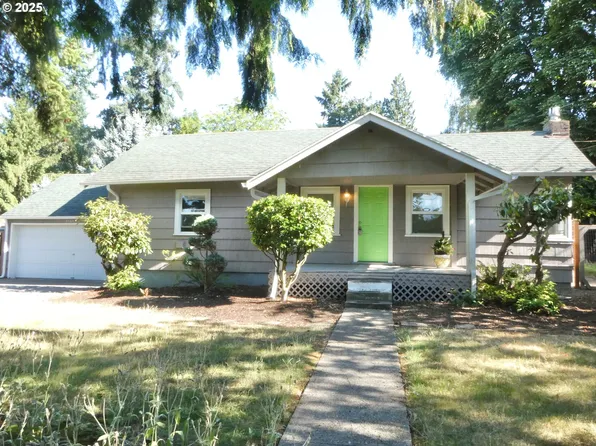 7707 SW Pine St, Portland, OR 97223