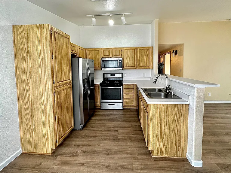 3712 Cactus Creek Ct — Photo 3