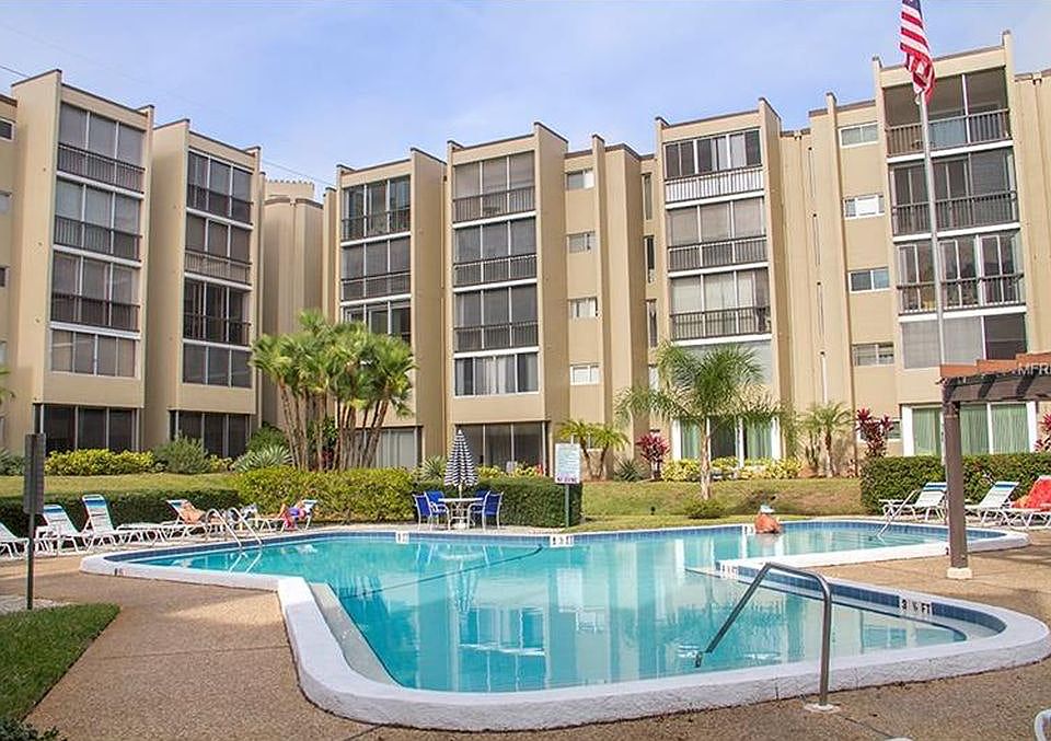 Shared heated pool