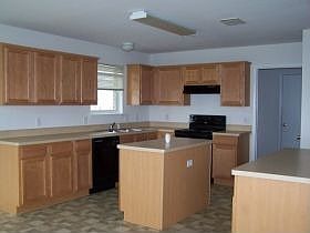 5th image of 701 Kim Ln