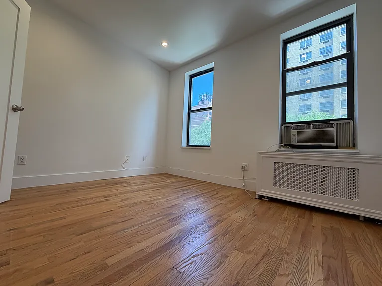 1603 York Ave #2A — Photo 11