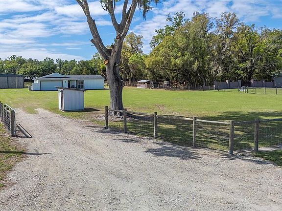 3rd image of 4407 Bugg Rd