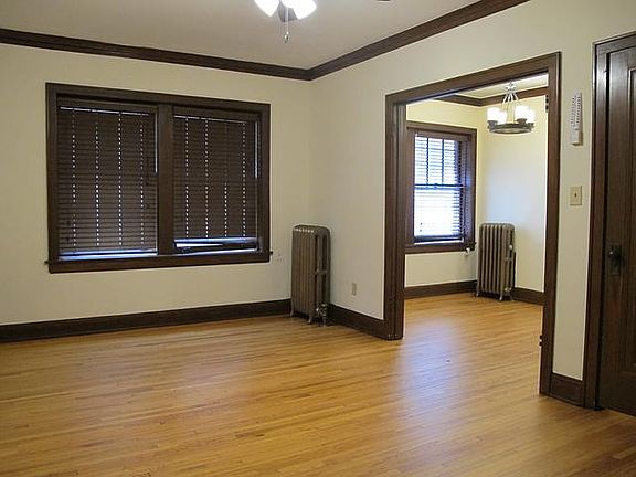 4th image of 1847 Randolph Ave APT 303